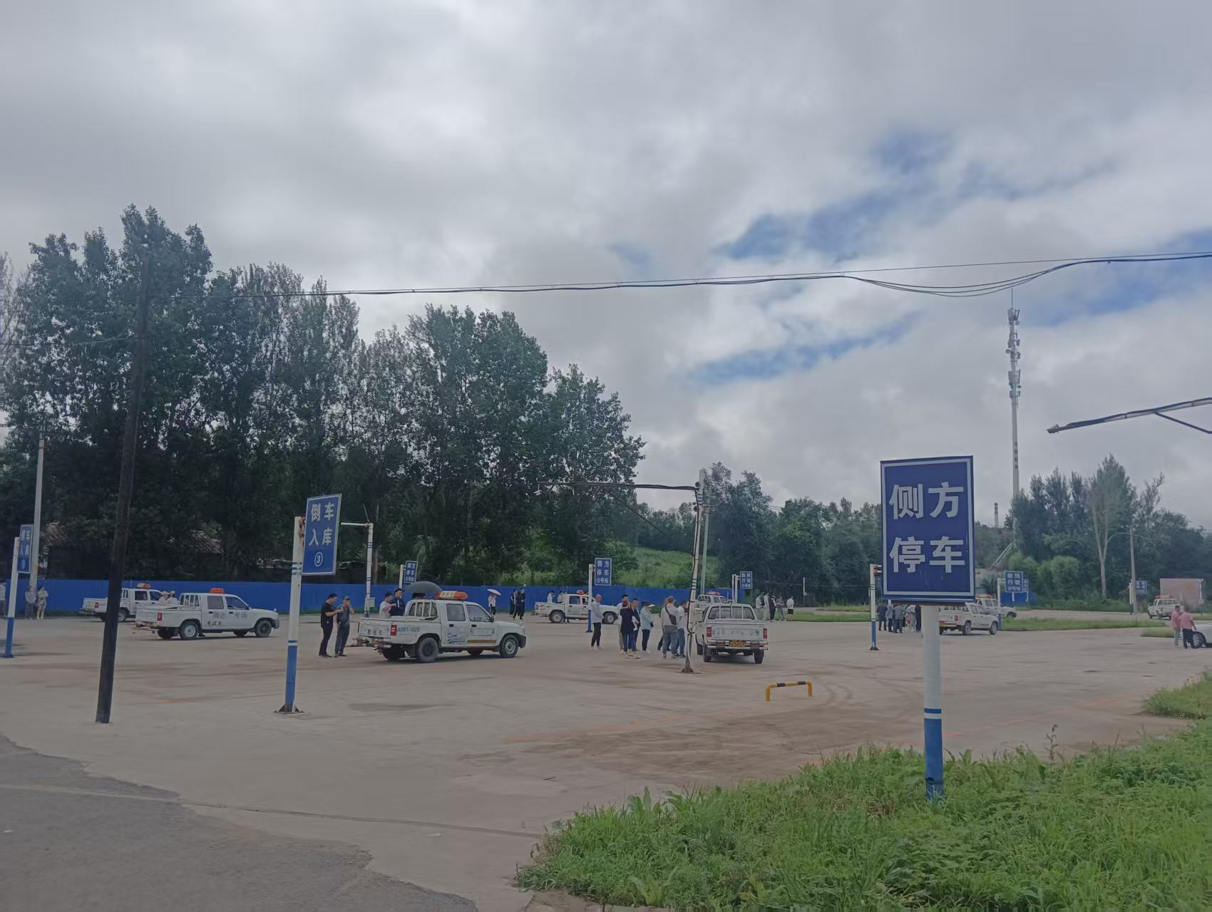 腾达驾校场地10
